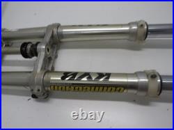 02 Yamaha Yz 125 Yz125 Forks Front End Right Left Fork Tubes Trees
