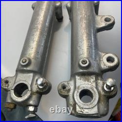 YAMAHA RD 250 Type 352 Bj. 1975 fork legs left and right G1900 YAMAHA RD 250 Type 352 Bj. 1975 fork legs left and right G1900